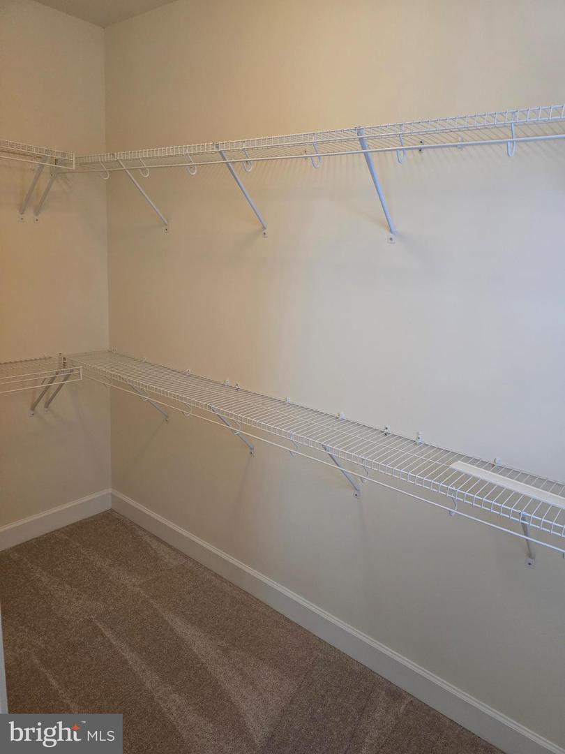 15305 LINVILLE CREEK DR, HAYMARKET, Virginia 20169, 3 Bedrooms Bedrooms, ,3 BathroomsBathrooms,Residential,For sale,15305 LINVILLE CREEK DR,VAPW2094126 MLS # VAPW2094126