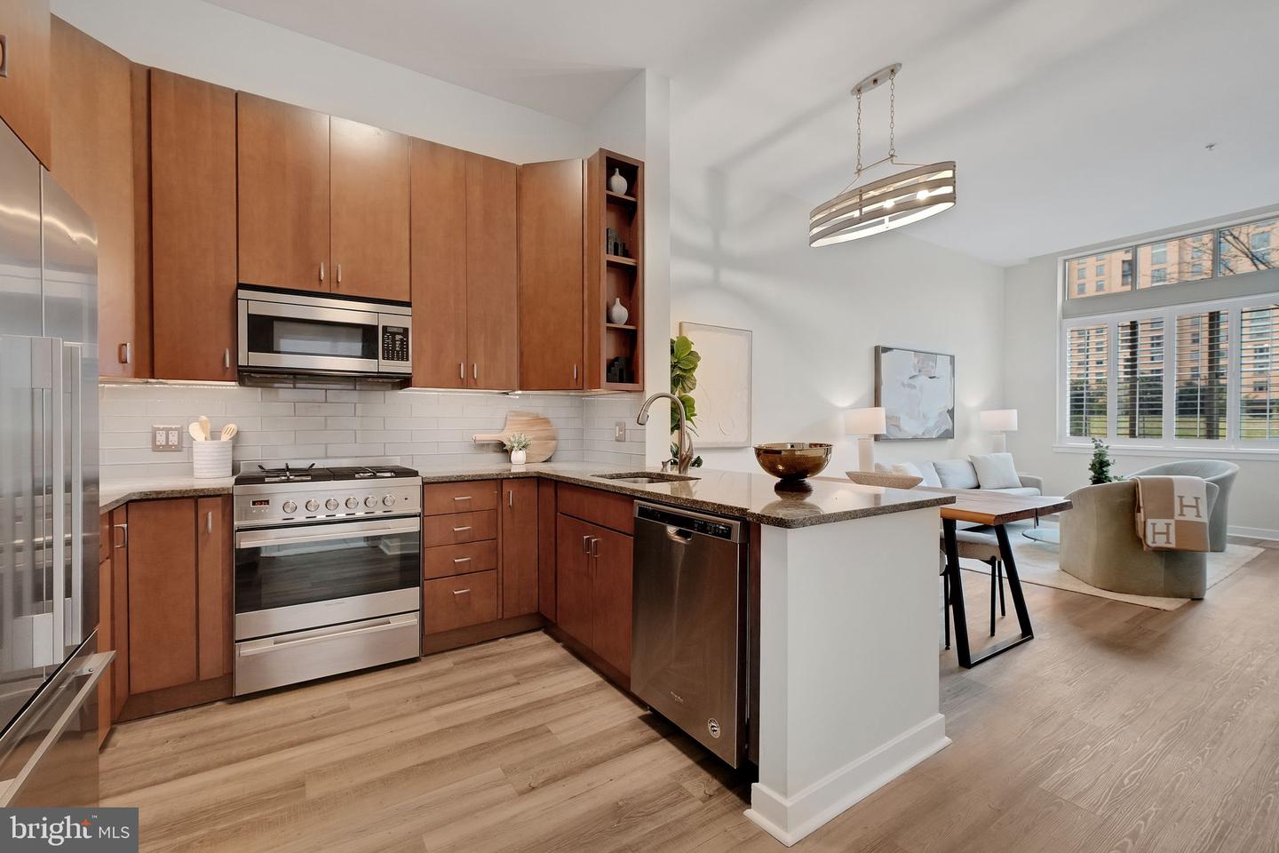 1000 NEW JERSEY AVE SE #103, WASHINGTON, District Of Columbia 20003, 1 Bedroom Bedrooms, ,1 BathroomBathrooms,Residential,For sale,1000 NEW JERSEY AVE SE #103,DCDC2199418 MLS # DCDC2199418
