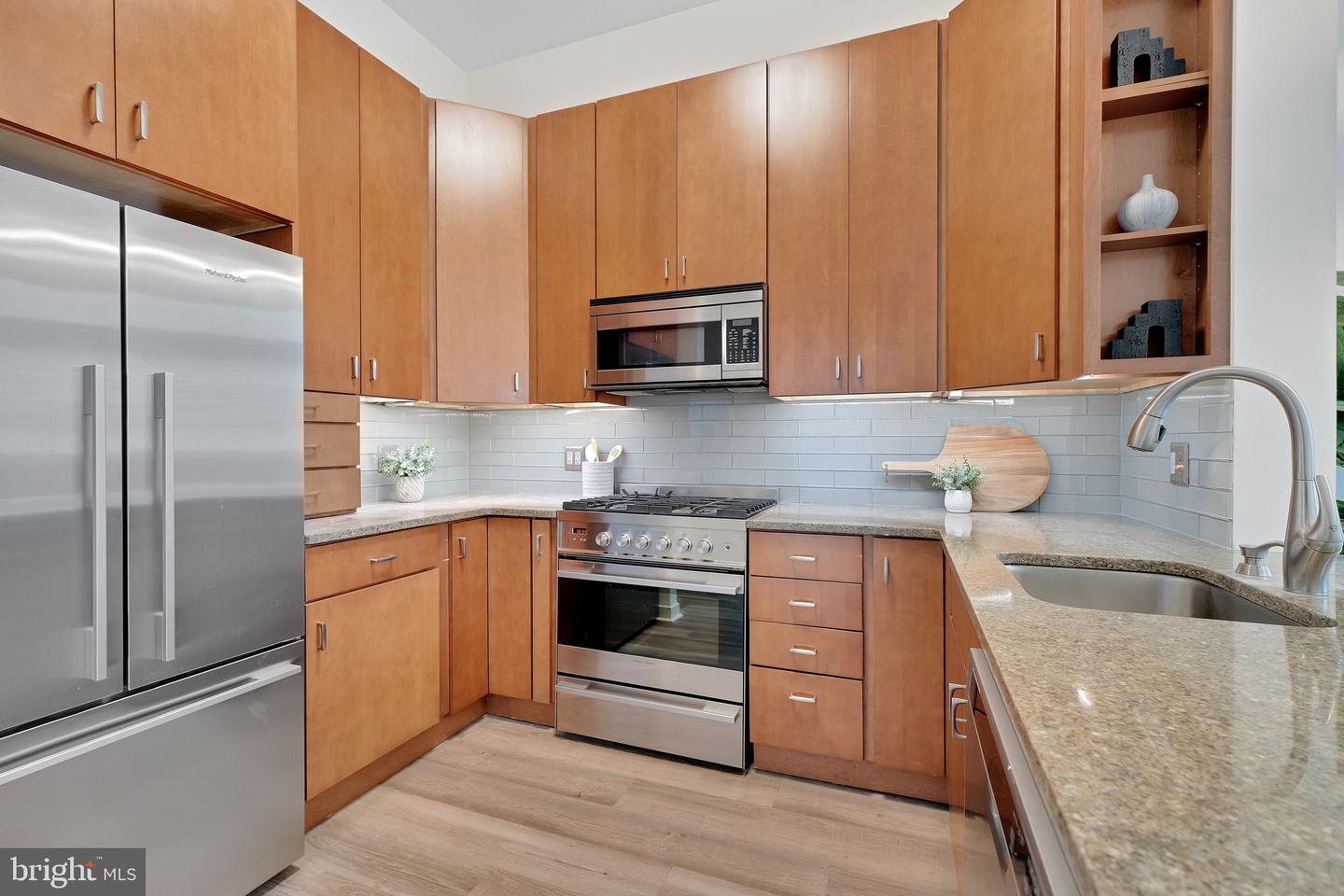 1000 NEW JERSEY AVE SE #103, WASHINGTON, District Of Columbia 20003, 1 Bedroom Bedrooms, ,1 BathroomBathrooms,Residential,For sale,1000 NEW JERSEY AVE SE #103,DCDC2199418 MLS # DCDC2199418