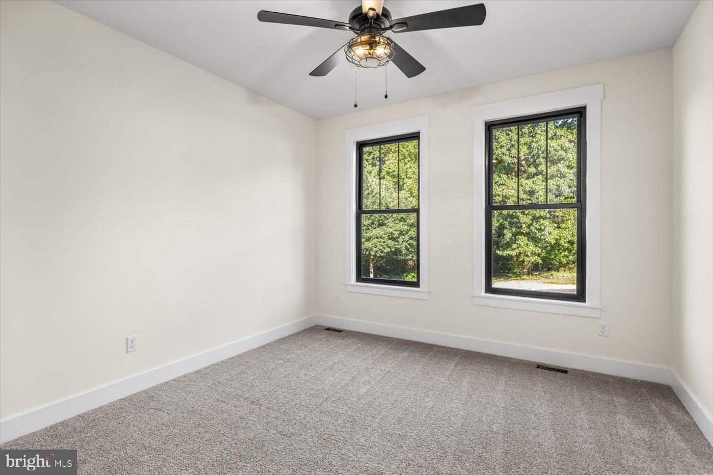 111 HUNTINGTON HILLS LN, FREDERICKSBURG, Virginia 22401, 4 Bedrooms Bedrooms, ,3 BathroomsBathrooms,Residential,For sale,111 HUNTINGTON HILLS LN,VAFB2008144 MLS # VAFB2008144