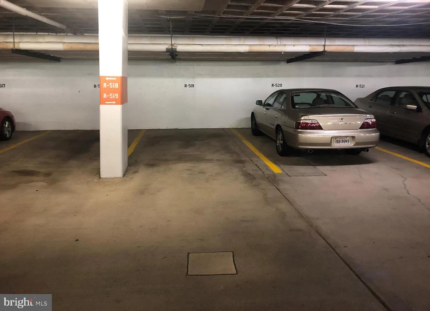 3701 S GEORGE MASON DR #116N, FALLS CHURCH, Virginia 22041, 1 Bedroom Bedrooms, ,1 BathroomBathrooms,Residential,For sale,3701 S GEORGE MASON DR #116N,VAFX2239050 MLS # VAFX2239050