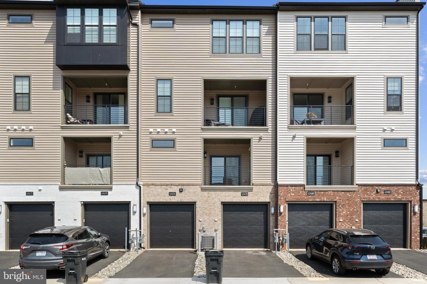 43476 DANVILLE TER, ASHBURN, Virginia 20148, 3 Bedrooms Bedrooms, ,2 BathroomsBathrooms,Residential,For sale,43476 DANVILLE TER,VALO2095740 MLS # VALO2095740
