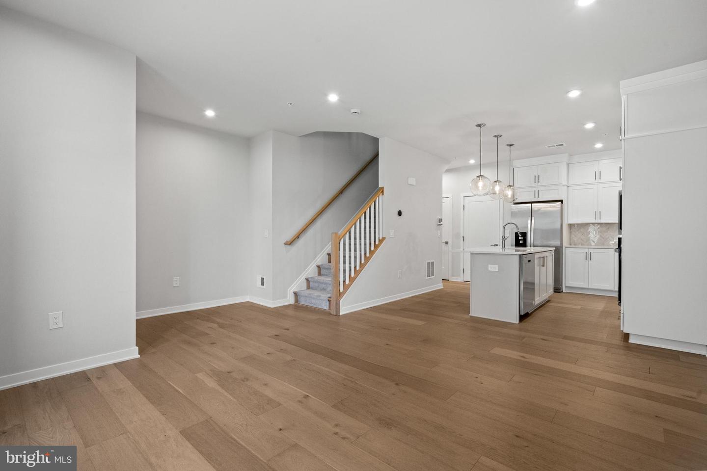 43476 DANVILLE TER, ASHBURN, Virginia 20148, 3 Bedrooms Bedrooms, ,2 BathroomsBathrooms,Residential,For sale,43476 DANVILLE TER,VALO2095740 MLS # VALO2095740