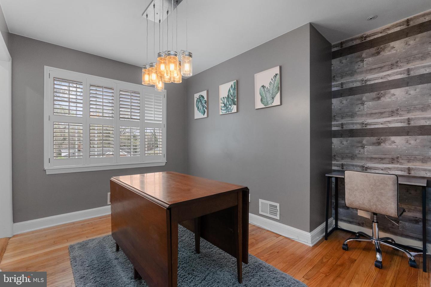 304 MONCURE DR, ALEXANDRIA, Virginia 22314, 3 Bedrooms Bedrooms, ,2 BathroomsBathrooms,Residential,For sale,304 MONCURE DR,VAAX2045058 MLS # VAAX2045058