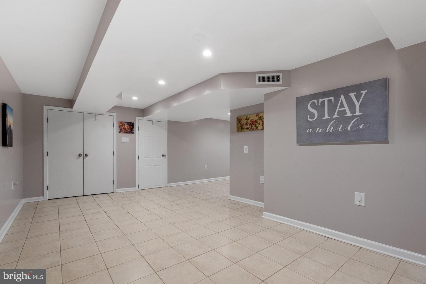 304 MONCURE DR, ALEXANDRIA, Virginia 22314, 3 Bedrooms Bedrooms, ,2 BathroomsBathrooms,Residential,For sale,304 MONCURE DR,VAAX2045058 MLS # VAAX2045058