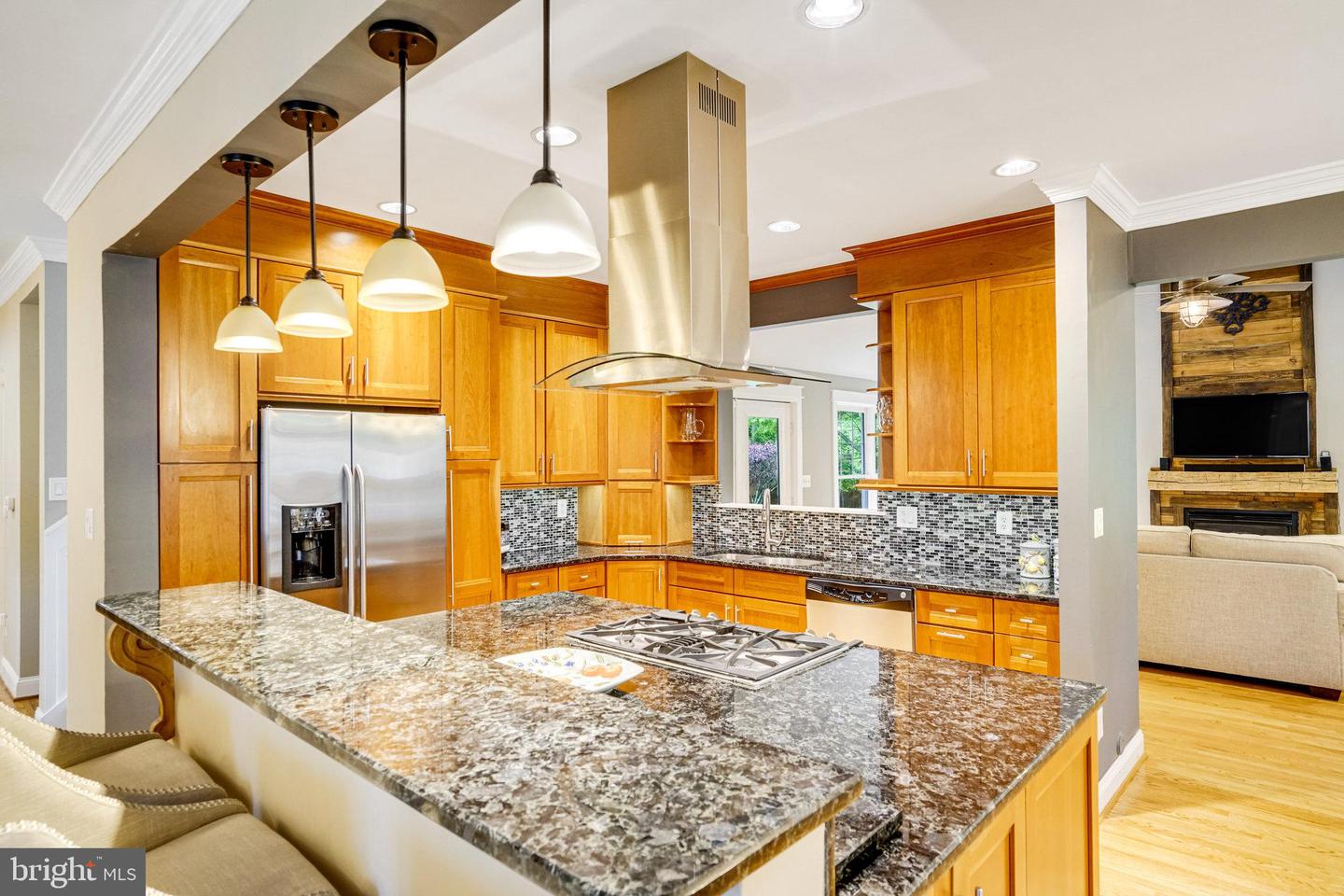 2458 SANDBURG ST, DUNN LORING, Virginia 22027, 5 Bedrooms Bedrooms, ,4 BathroomsBathrooms,Residential,For sale,2458 SANDBURG ST,VAFX2181860 MLS # VAFX2181860