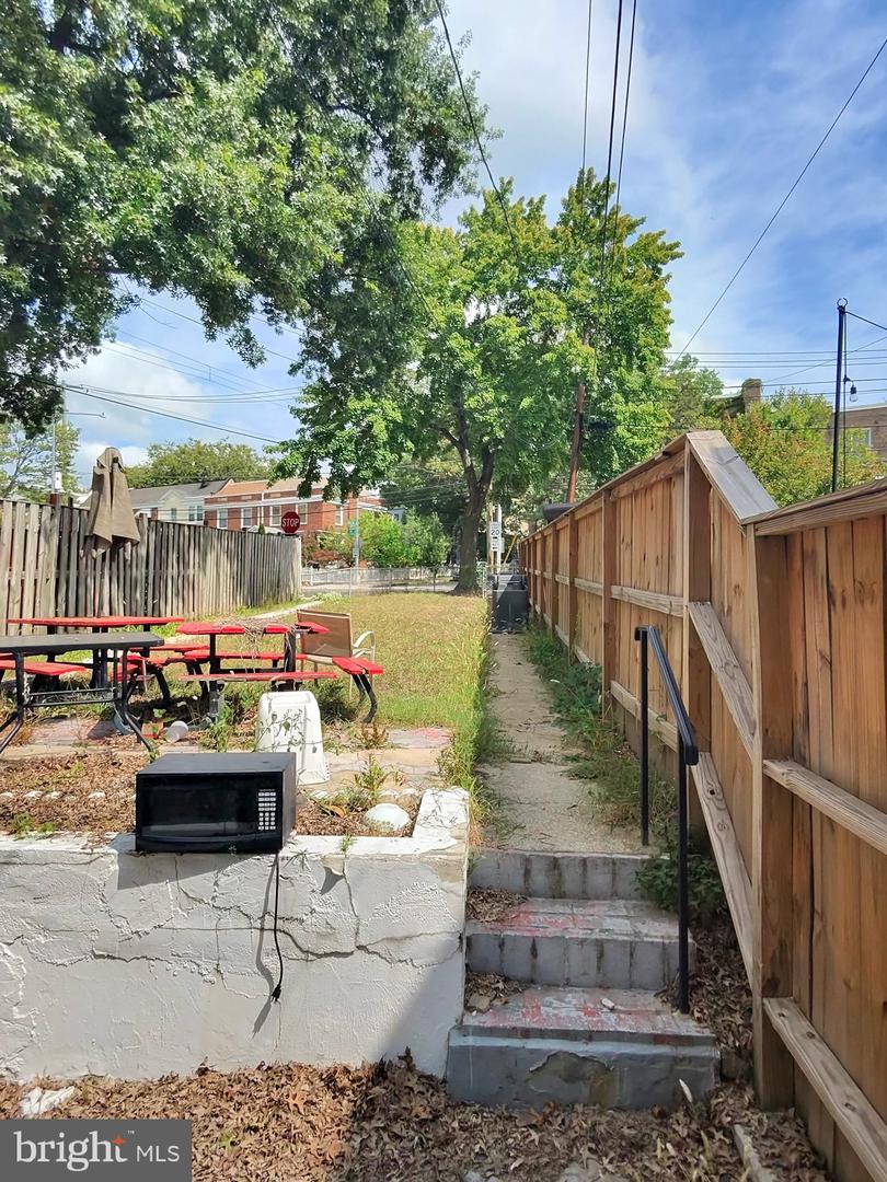 4021 ILLINOIS AVE NW, WASHINGTON, District Of Columbia 20011, 3 Bedrooms Bedrooms, ,2 BathroomsBathrooms,Residential,For sale,4021 ILLINOIS AVE NW,DCDC2159568 MLS # DCDC2159568