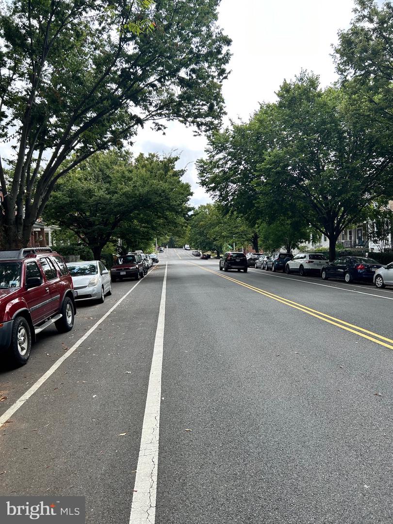 4021 ILLINOIS AVE NW, WASHINGTON, District Of Columbia 20011, 3 Bedrooms Bedrooms, ,2 BathroomsBathrooms,Residential,For sale,4021 ILLINOIS AVE NW,DCDC2159568 MLS # DCDC2159568
