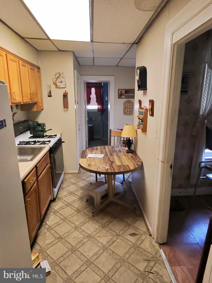 4021 ILLINOIS AVE NW, WASHINGTON, District Of Columbia 20011, 3 Bedrooms Bedrooms, ,2 BathroomsBathrooms,Residential,For sale,4021 ILLINOIS AVE NW,DCDC2159568 MLS # DCDC2159568