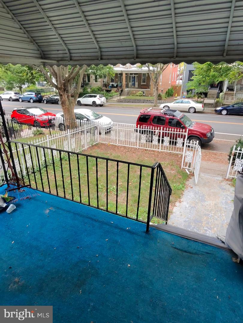 4021 ILLINOIS AVE NW, WASHINGTON, District Of Columbia 20011, 3 Bedrooms Bedrooms, ,2 BathroomsBathrooms,Residential,For sale,4021 ILLINOIS AVE NW,DCDC2159568 MLS # DCDC2159568
