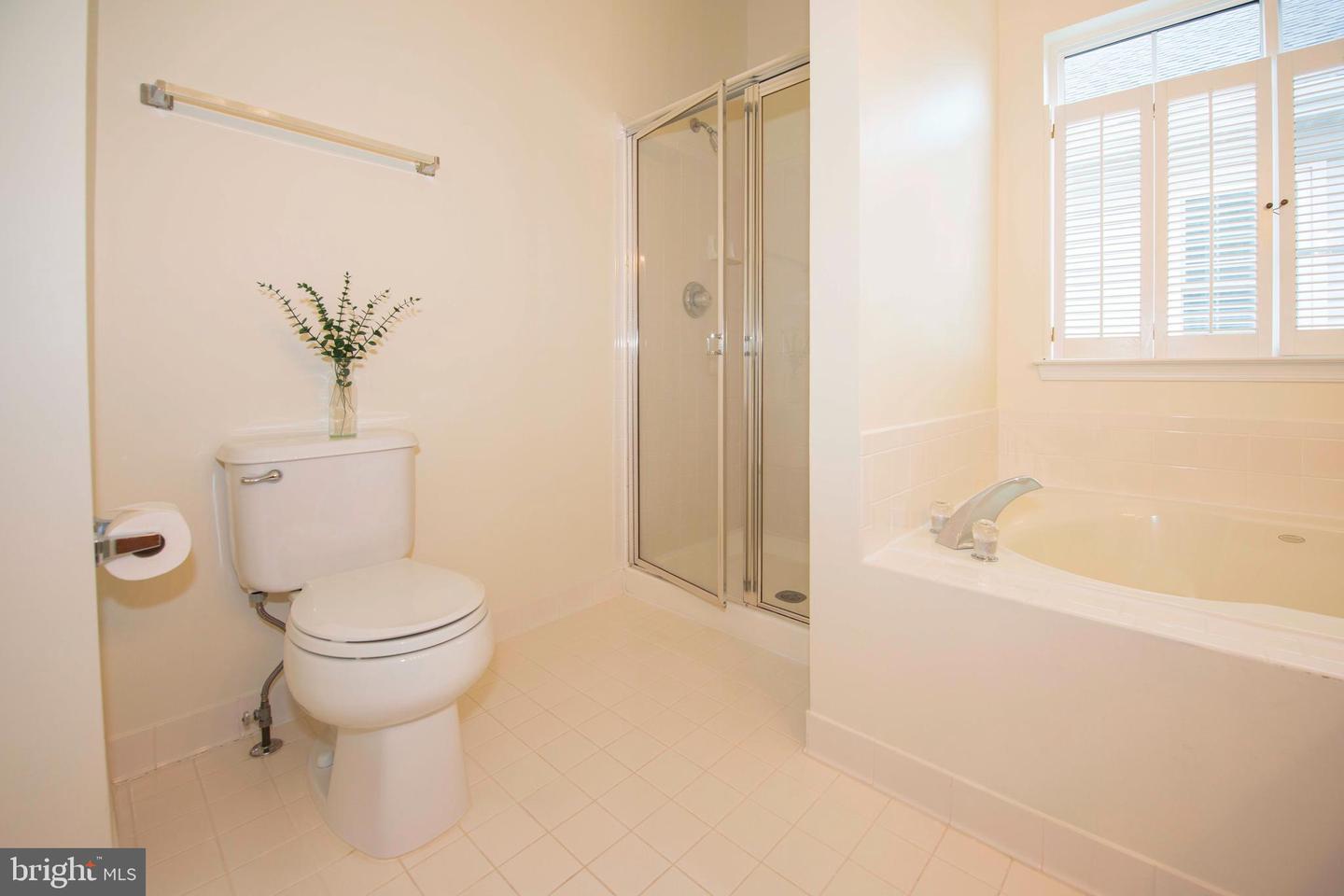 26004 TALAMORE DR, CHANTILLY, Virginia 20152, 3 Bedrooms Bedrooms, ,2 BathroomsBathrooms,Residential,For sale,26004 TALAMORE DR,VALO2087690 MLS # VALO2087690