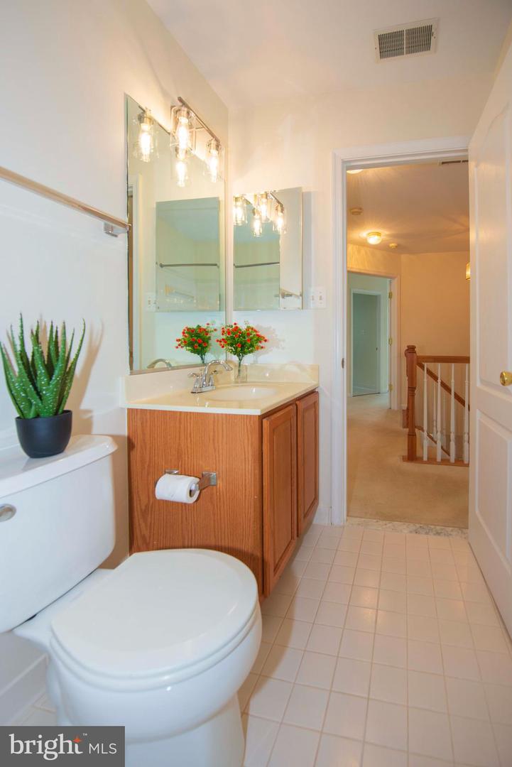 26004 TALAMORE DR, CHANTILLY, Virginia 20152, 3 Bedrooms Bedrooms, ,2 BathroomsBathrooms,Residential,For sale,26004 TALAMORE DR,VALO2087690 MLS # VALO2087690