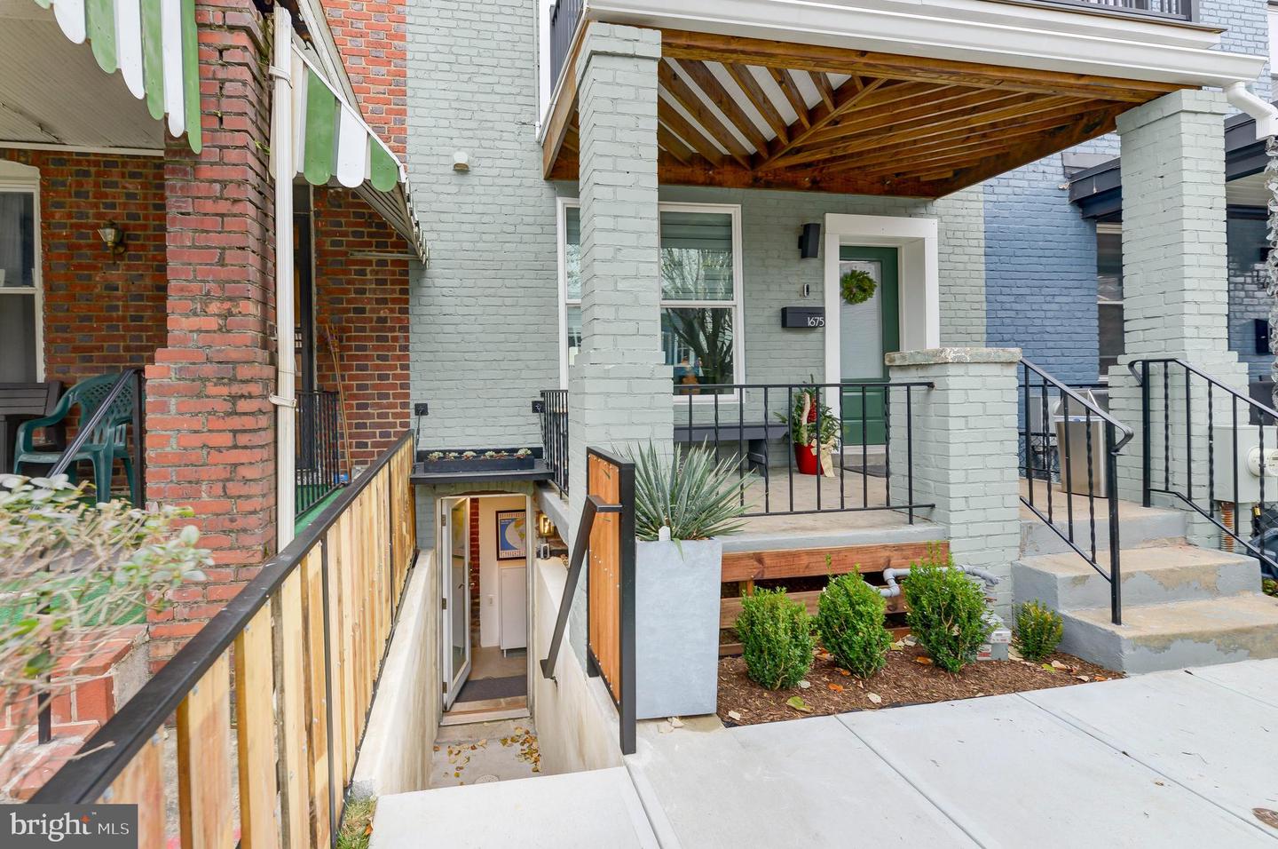 1675 MONTELLO AVE NE, WASHINGTON, District Of Columbia 20002, 4 Bedrooms Bedrooms, ,3 BathroomsBathrooms,Residential,For sale,1675 MONTELLO AVE NE,DCDC2186842 MLS # DCDC2186842