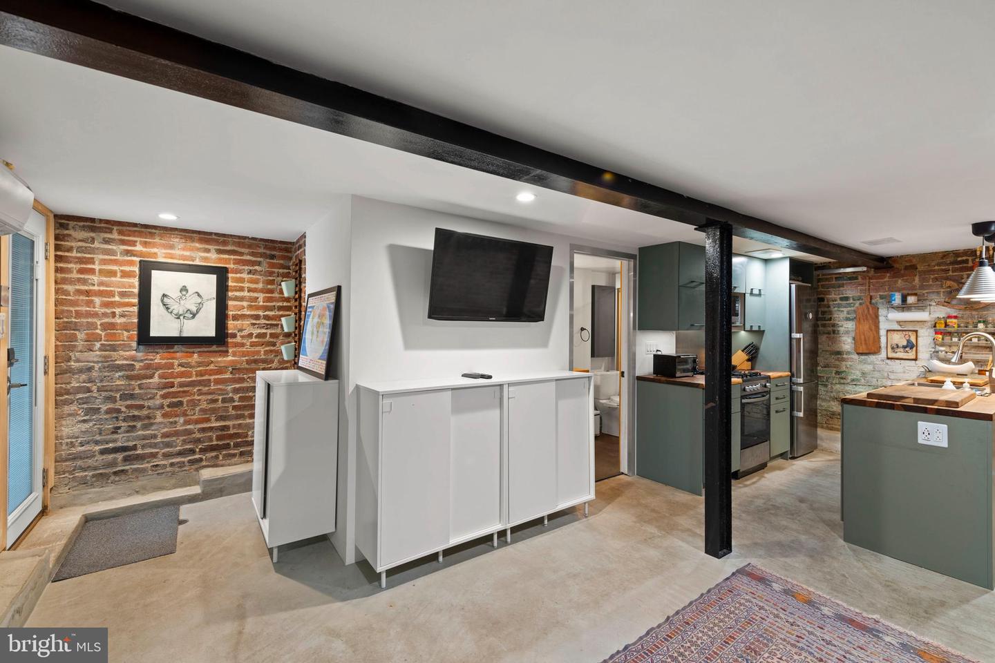 1675 MONTELLO AVE NE, WASHINGTON, District Of Columbia 20002, 4 Bedrooms Bedrooms, ,3 BathroomsBathrooms,Residential,For sale,1675 MONTELLO AVE NE,DCDC2186842 MLS # DCDC2186842