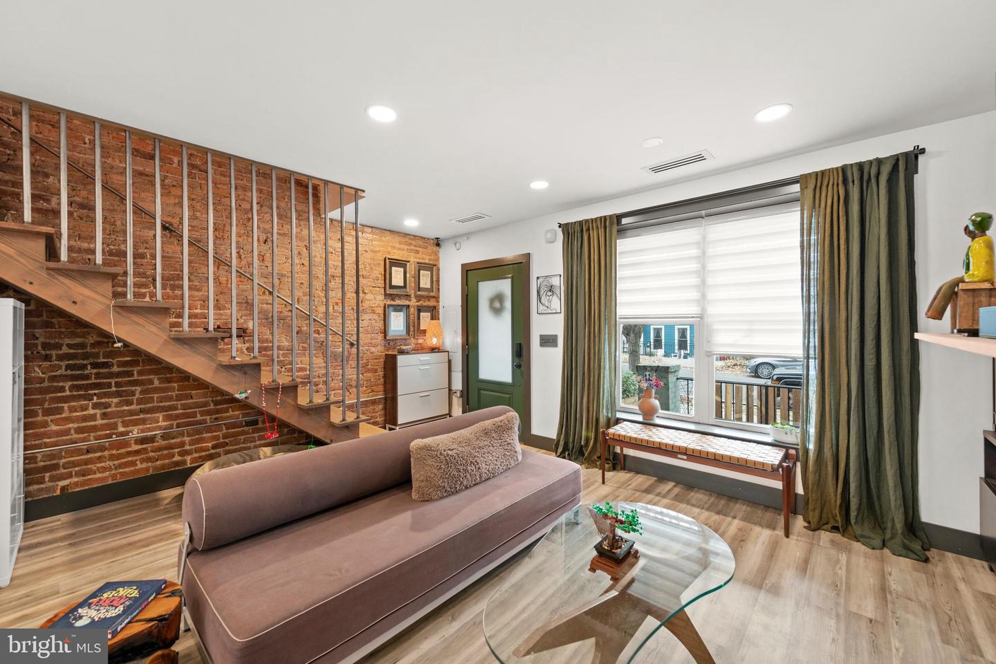 1675 MONTELLO AVE NE, WASHINGTON, District Of Columbia 20002, 4 Bedrooms Bedrooms, ,3 BathroomsBathrooms,Residential,For sale,1675 MONTELLO AVE NE,DCDC2186842 MLS # DCDC2186842