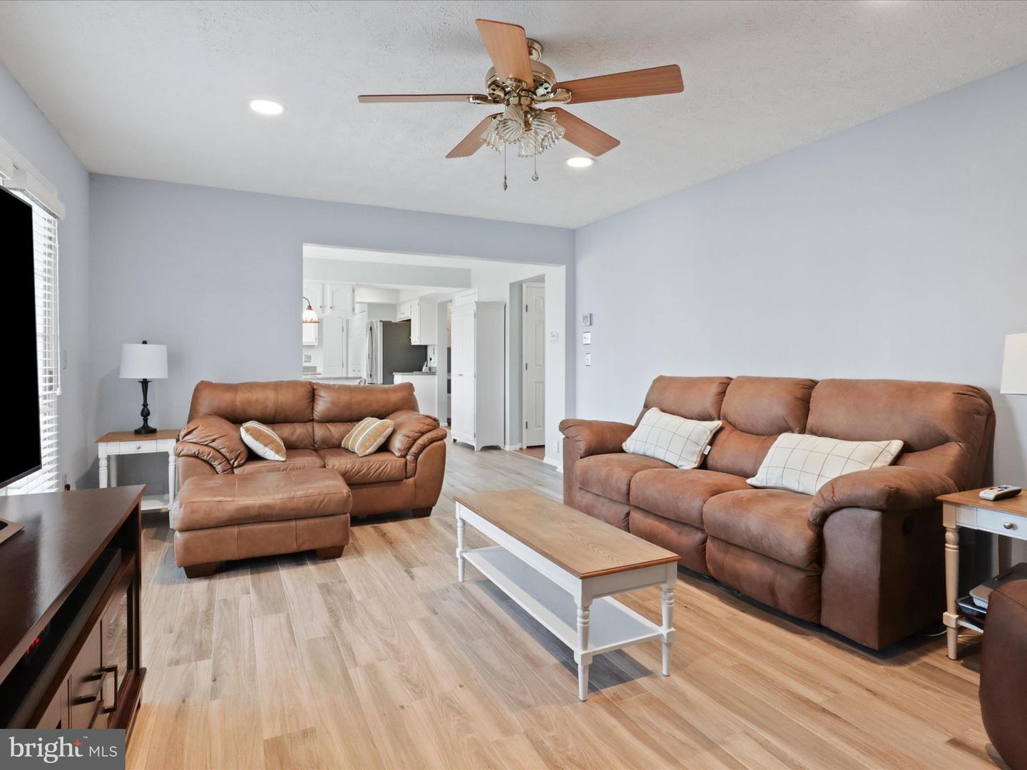 16609 ACCOLON CT, DUMFRIES, Virginia 22025, 5 Bedrooms Bedrooms, ,3 BathroomsBathrooms,Residential,For sale,16609 ACCOLON CT,VAPW2088754 MLS # VAPW2088754