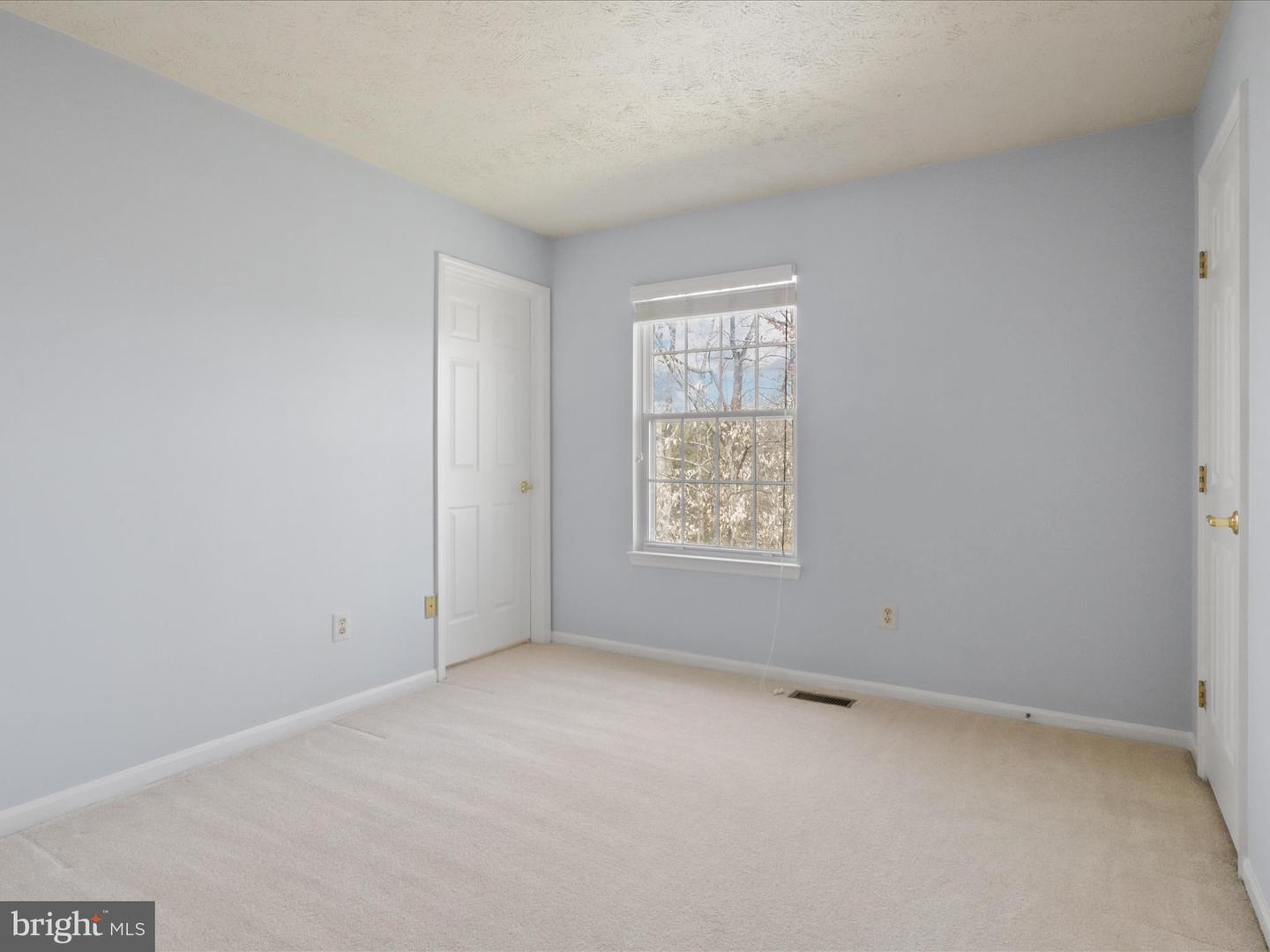 16609 ACCOLON CT, DUMFRIES, Virginia 22025, 5 Bedrooms Bedrooms, ,3 BathroomsBathrooms,Residential,For sale,16609 ACCOLON CT,VAPW2088754 MLS # VAPW2088754