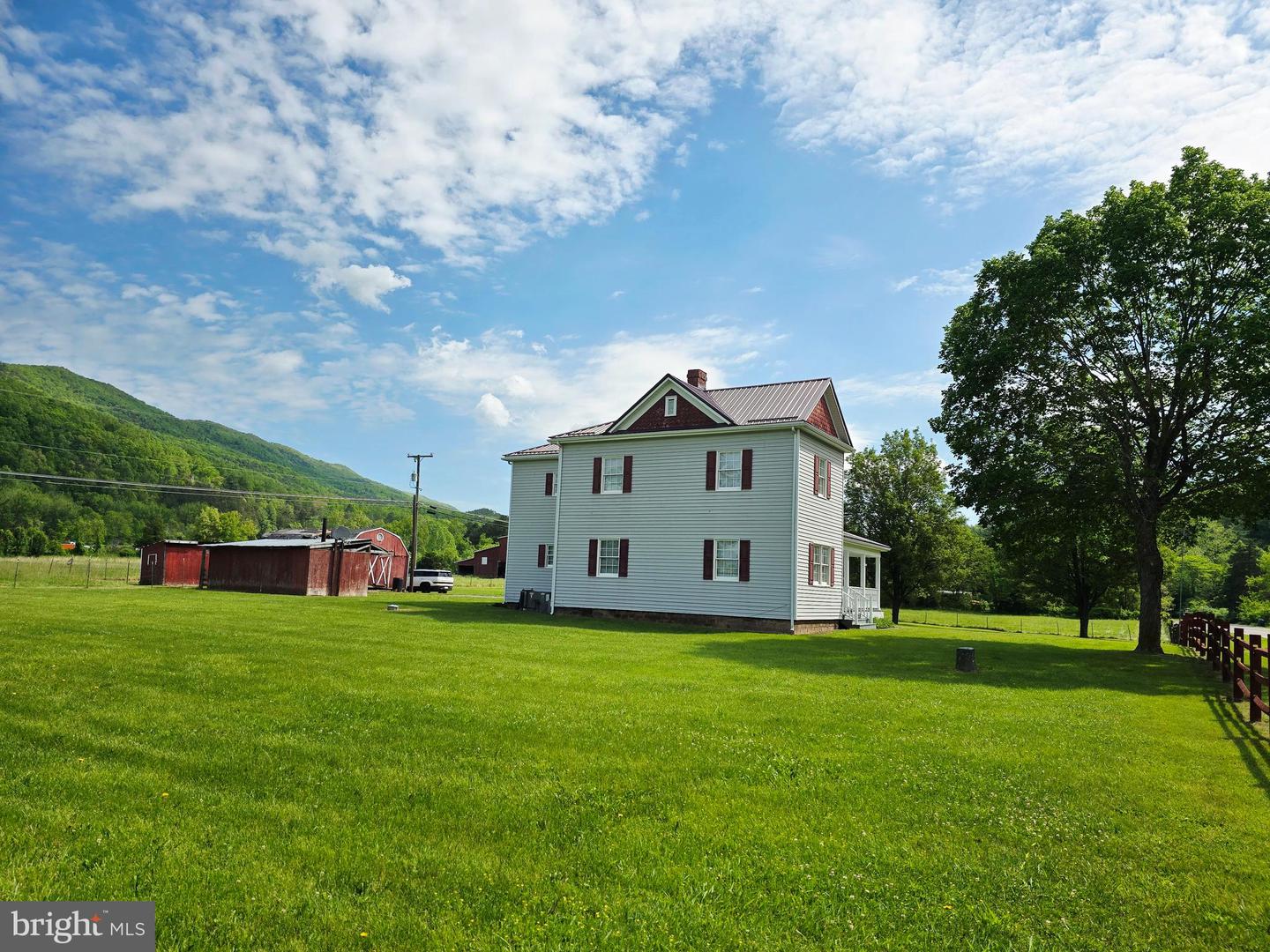 4908 LONGDALE FURNACE RD., CLIFTON FORGE, Virginia 24422, 4 Bedrooms Bedrooms, 9 Rooms Rooms,2 BathroomsBathrooms,Farm,For sale,4908 LONGDALE FURNACE RD.,VAAY2000024 MLS # VAAY2000024
