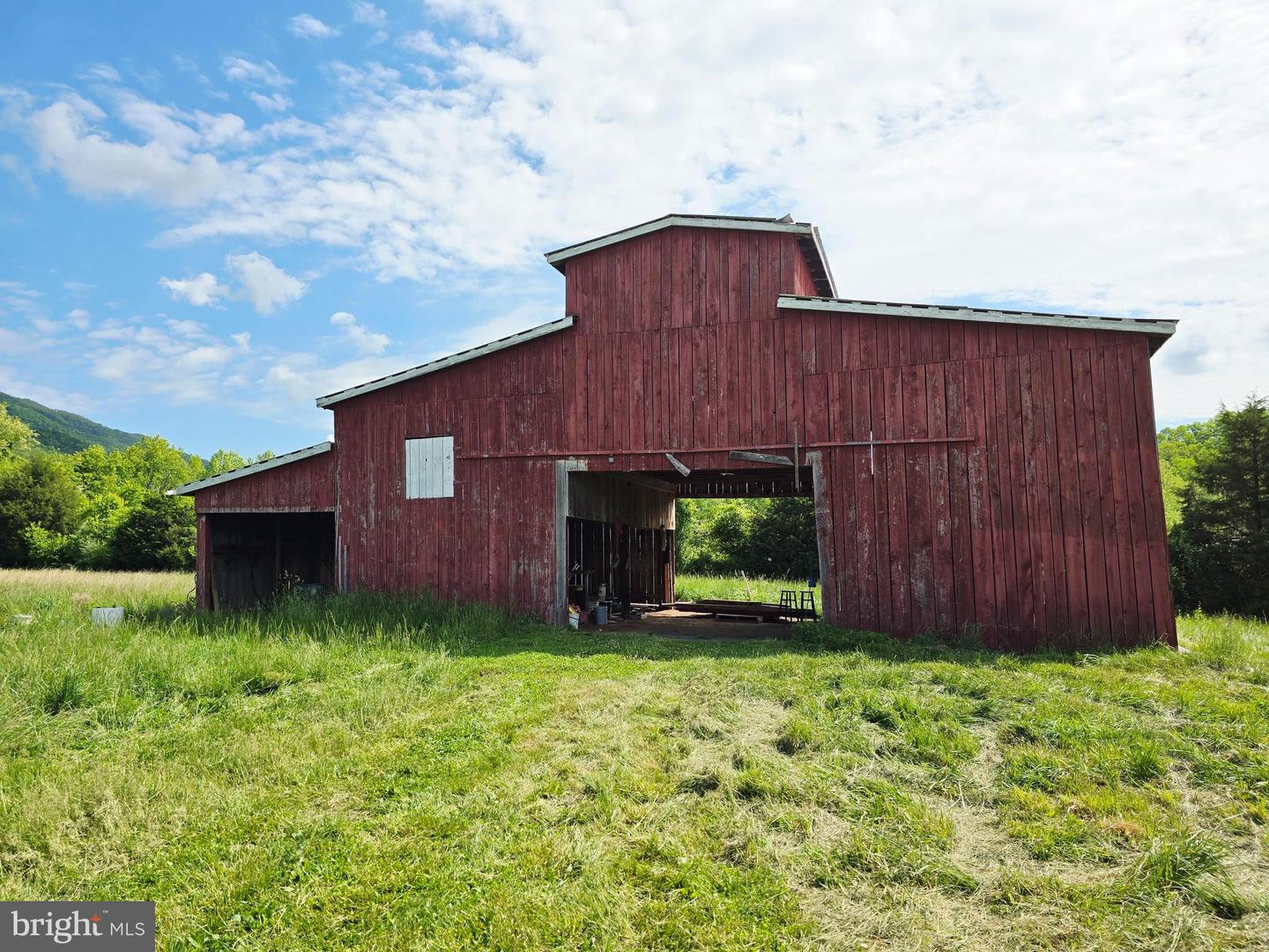 4908 LONGDALE FURNACE RD., CLIFTON FORGE, Virginia 24422, 4 Bedrooms Bedrooms, 9 Rooms Rooms,2 BathroomsBathrooms,Farm,For sale,4908 LONGDALE FURNACE RD.,VAAY2000024 MLS # VAAY2000024