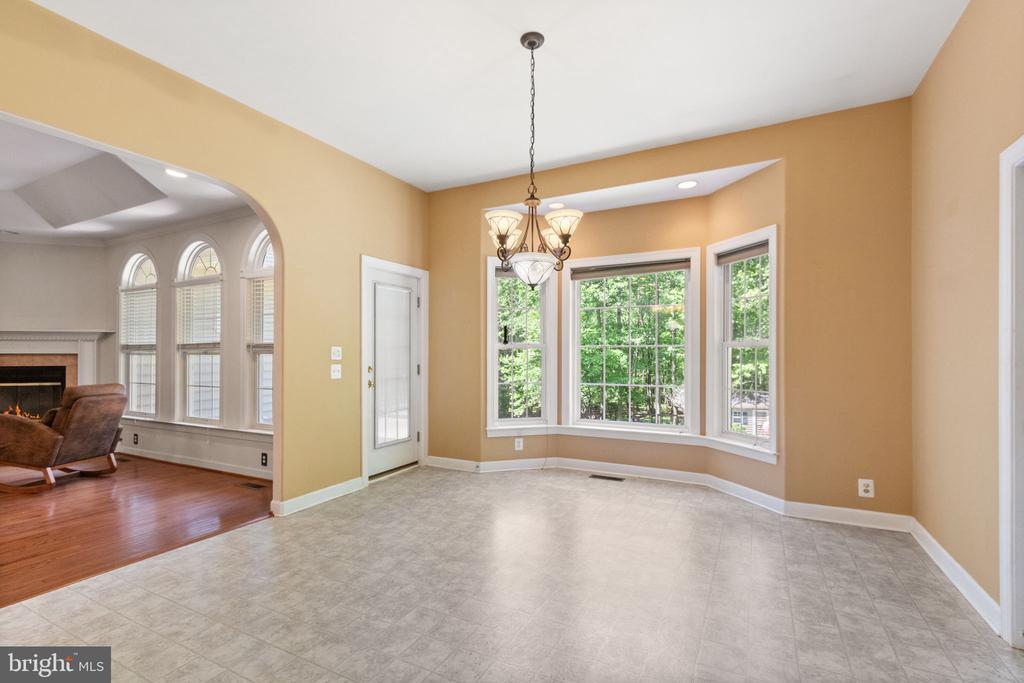 6048 WALKERS HOLLOW WAY, LOCUST GROVE, Virginia 22508, 5 Bedrooms Bedrooms, ,3 BathroomsBathrooms,Residential,6048 WALKERS HOLLOW WAY,VAOR2009436 MLS # VAOR2009436