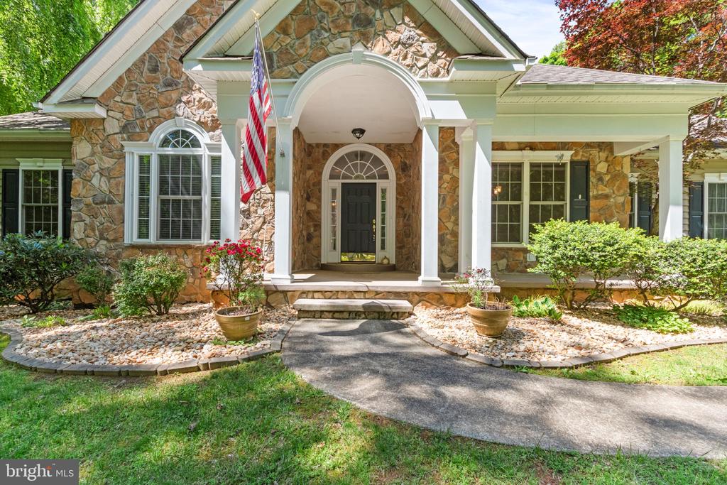 6048 WALKERS HOLLOW WAY, LOCUST GROVE, Virginia 22508, 5 Bedrooms Bedrooms, ,3 BathroomsBathrooms,Residential,6048 WALKERS HOLLOW WAY,VAOR2009436 MLS # VAOR2009436