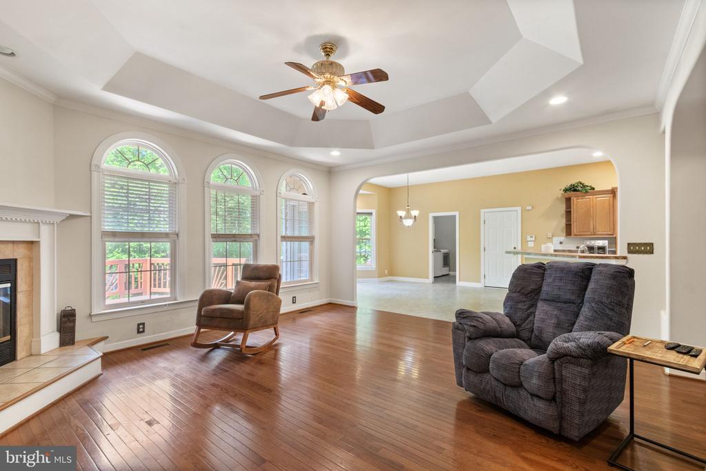 6048 WALKERS HOLLOW WAY, LOCUST GROVE, Virginia 22508, 5 Bedrooms Bedrooms, ,3 BathroomsBathrooms,Residential,6048 WALKERS HOLLOW WAY,VAOR2009436 MLS # VAOR2009436