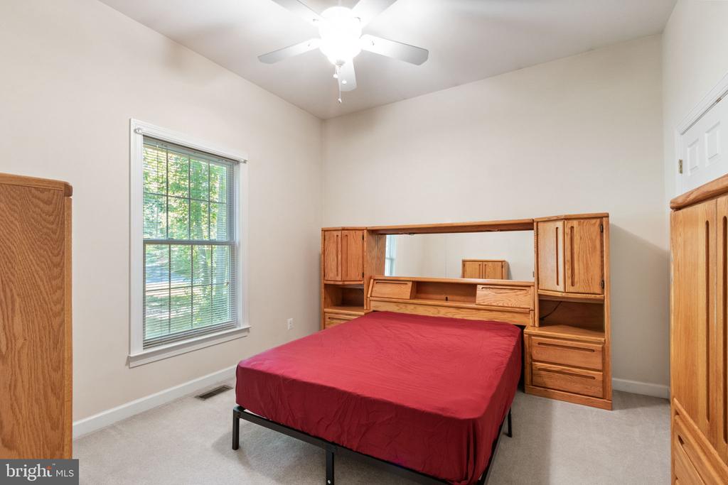 6048 WALKERS HOLLOW WAY, LOCUST GROVE, Virginia 22508, 5 Bedrooms Bedrooms, ,3 BathroomsBathrooms,Residential,6048 WALKERS HOLLOW WAY,VAOR2009436 MLS # VAOR2009436