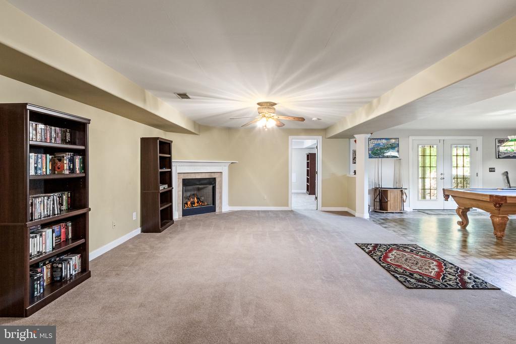 6048 WALKERS HOLLOW WAY, LOCUST GROVE, Virginia 22508, 5 Bedrooms Bedrooms, ,3 BathroomsBathrooms,Residential,6048 WALKERS HOLLOW WAY,VAOR2009436 MLS # VAOR2009436