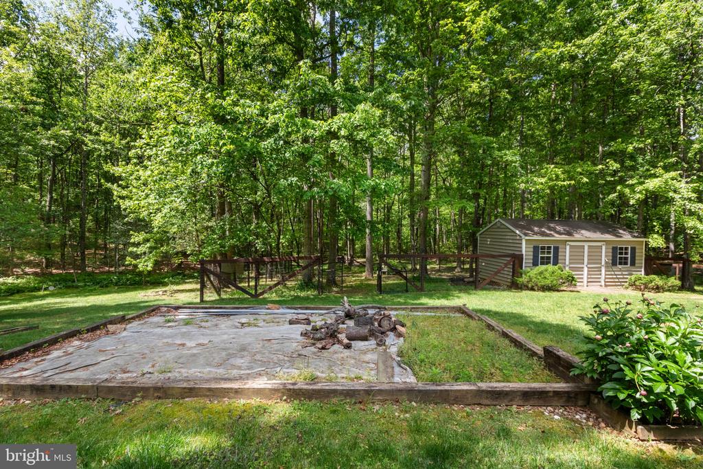 6048 WALKERS HOLLOW WAY, LOCUST GROVE, Virginia 22508, 5 Bedrooms Bedrooms, ,3 BathroomsBathrooms,Residential,6048 WALKERS HOLLOW WAY,VAOR2009436 MLS # VAOR2009436