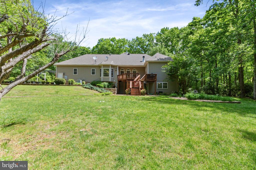 6048 WALKERS HOLLOW WAY, LOCUST GROVE, Virginia 22508, 5 Bedrooms Bedrooms, ,3 BathroomsBathrooms,Residential,6048 WALKERS HOLLOW WAY,VAOR2009436 MLS # VAOR2009436