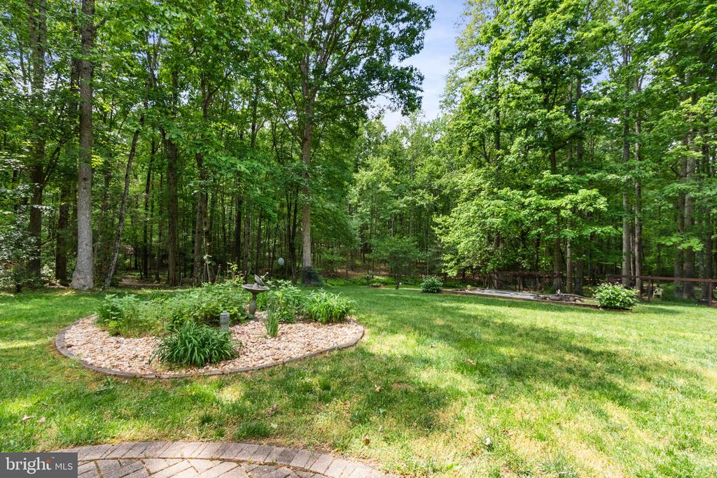 6048 WALKERS HOLLOW WAY, LOCUST GROVE, Virginia 22508, 5 Bedrooms Bedrooms, ,3 BathroomsBathrooms,Residential,6048 WALKERS HOLLOW WAY,VAOR2009436 MLS # VAOR2009436