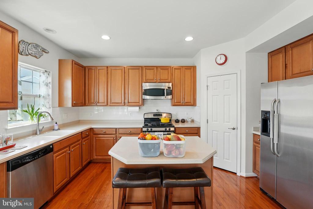3962 LAKE ASHBY CT, WARRENTON, Virginia, 3 Bedrooms Bedrooms, ,2 BathroomsBathrooms,Residential,3962 LAKE ASHBY CT,VAFQ2016284 MLS # VAFQ2016284
