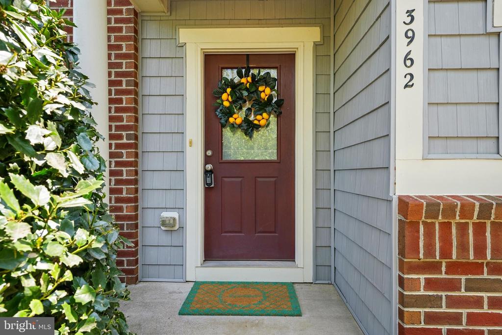 3962 LAKE ASHBY CT, WARRENTON, Virginia, 3 Bedrooms Bedrooms, ,2 BathroomsBathrooms,Residential,3962 LAKE ASHBY CT,VAFQ2016284 MLS # VAFQ2016284