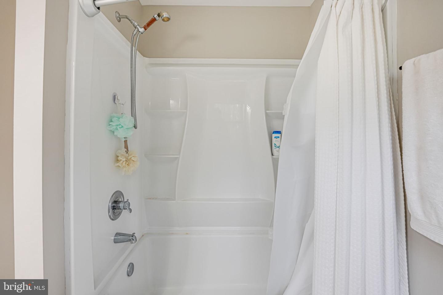 6913 ASPEN LN, SPOTSYLVANIA, Virginia 22551, 3 Bedrooms Bedrooms, ,2 BathroomsBathrooms,Residential,For sale,6913 ASPEN LN,VASP2031290 MLS # VASP2031290