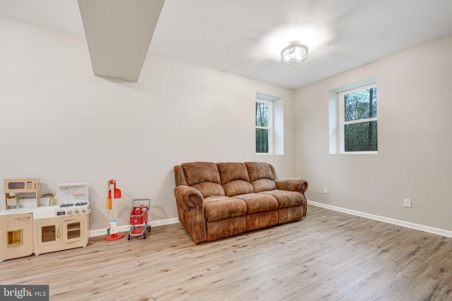 6913 ASPEN LN, SPOTSYLVANIA, Virginia 22551, 3 Bedrooms Bedrooms, ,2 BathroomsBathrooms,Residential,For sale,6913 ASPEN LN,VASP2031290 MLS # VASP2031290
