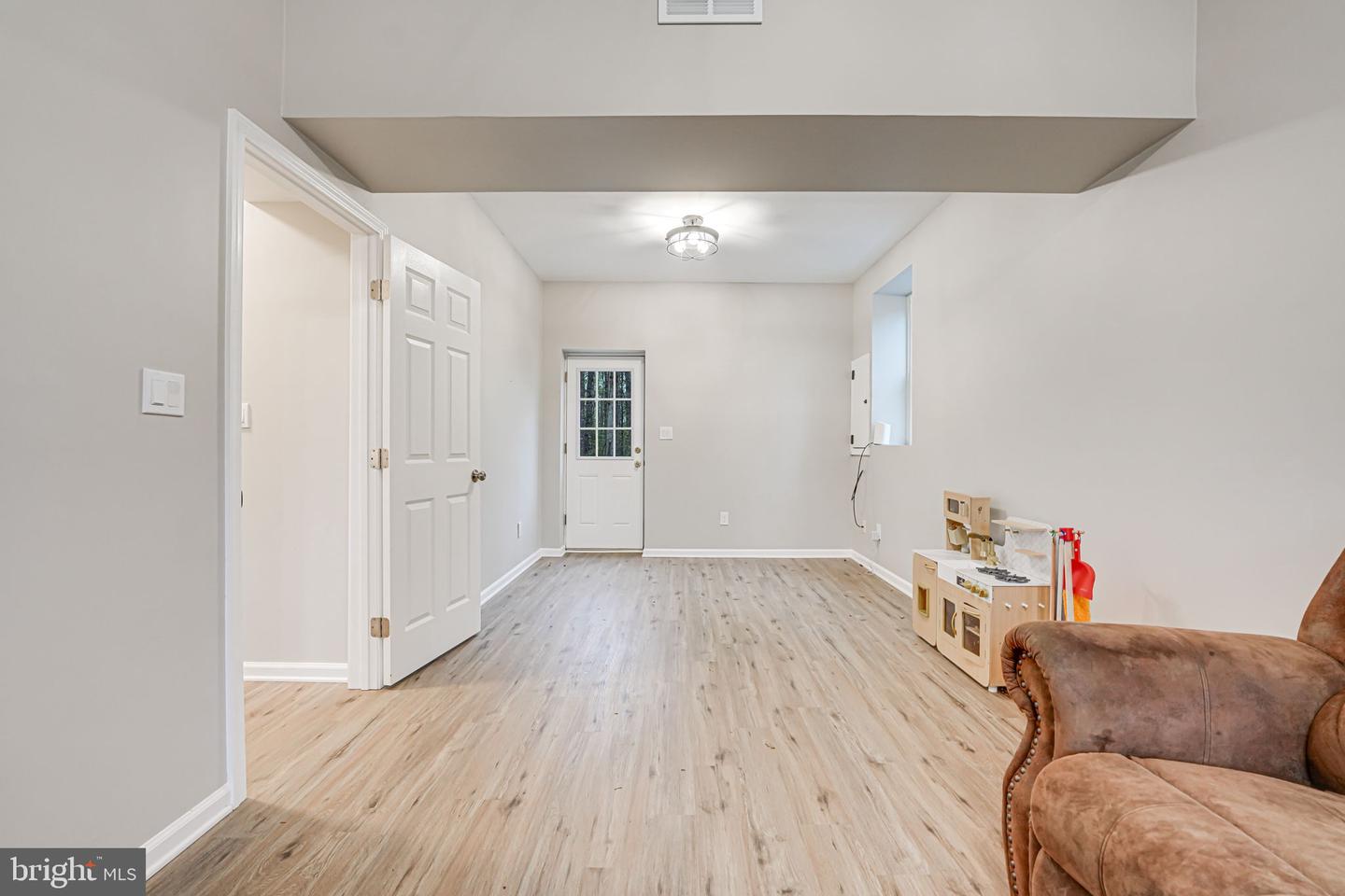 6913 ASPEN LN, SPOTSYLVANIA, Virginia 22551, 3 Bedrooms Bedrooms, ,2 BathroomsBathrooms,Residential,For sale,6913 ASPEN LN,VASP2031290 MLS # VASP2031290