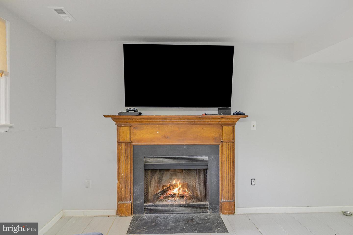 12309 QUARTER CHARGE DR, SPOTSYLVANIA, Virginia 22551, 4 Bedrooms Bedrooms, ,2 BathroomsBathrooms,Residential,For sale,12309 QUARTER CHARGE DR,VASP2031402 MLS # VASP2031402