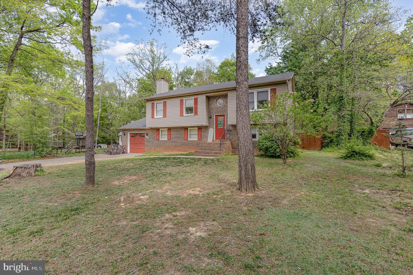 12309 QUARTER CHARGE DR, SPOTSYLVANIA, Virginia 22551, 4 Bedrooms Bedrooms, ,2 BathroomsBathrooms,Residential,For sale,12309 QUARTER CHARGE DR,VASP2031402 MLS # VASP2031402