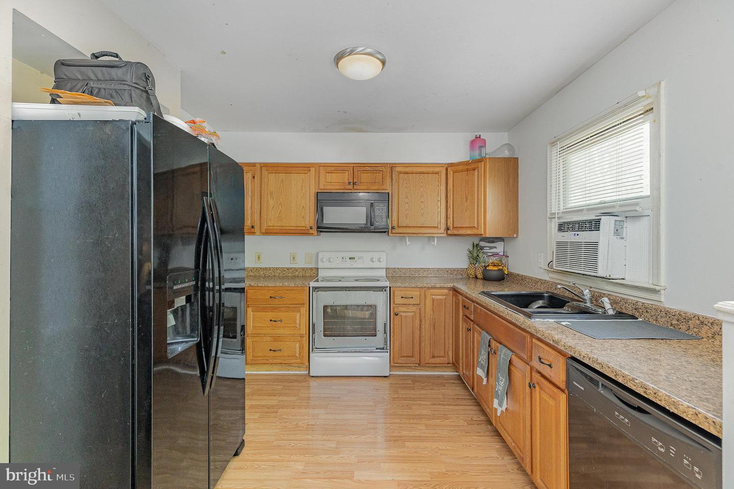 12309 QUARTER CHARGE DR, SPOTSYLVANIA, Virginia 22551, 4 Bedrooms Bedrooms, ,2 BathroomsBathrooms,Residential,For sale,12309 QUARTER CHARGE DR,VASP2031402 MLS # VASP2031402
