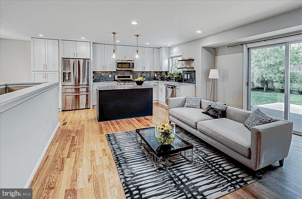 5602 ASHFIELD RD, ALEXANDRIA, Virginia 22315, 3 Bedrooms Bedrooms, ,2 BathroomsBathrooms,Residential,For sale,5602 ASHFIELD RD,VAFX2226050 MLS # VAFX2226050