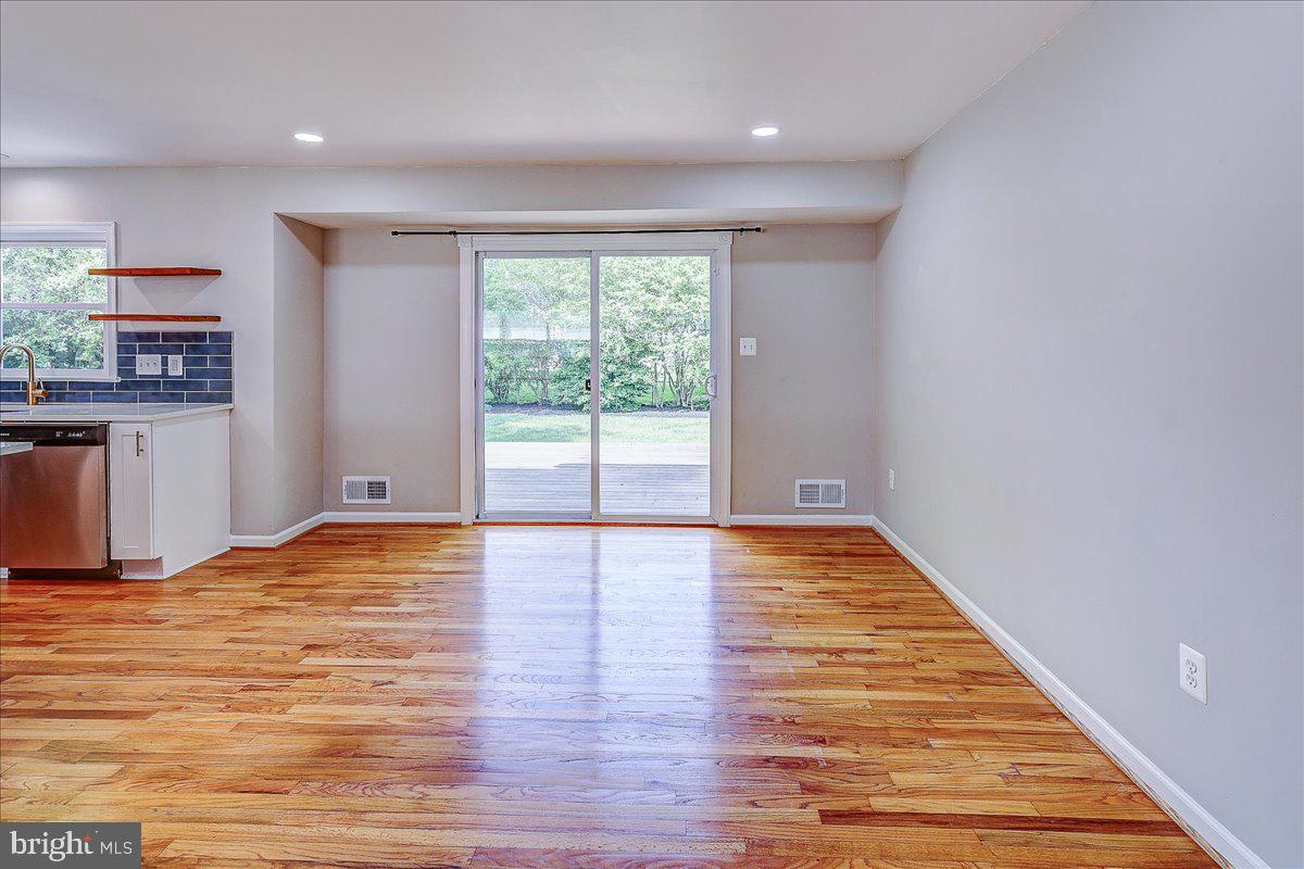 5602 ASHFIELD RD, ALEXANDRIA, Virginia 22315, 3 Bedrooms Bedrooms, ,2 BathroomsBathrooms,Residential,For sale,5602 ASHFIELD RD,VAFX2226050 MLS # VAFX2226050