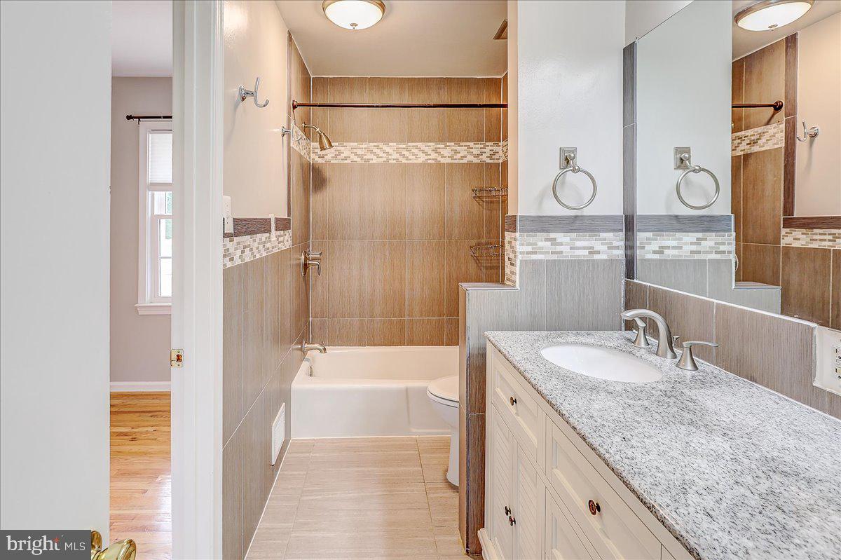 5602 ASHFIELD RD, ALEXANDRIA, Virginia 22315, 3 Bedrooms Bedrooms, ,2 BathroomsBathrooms,Residential,For sale,5602 ASHFIELD RD,VAFX2226050 MLS # VAFX2226050