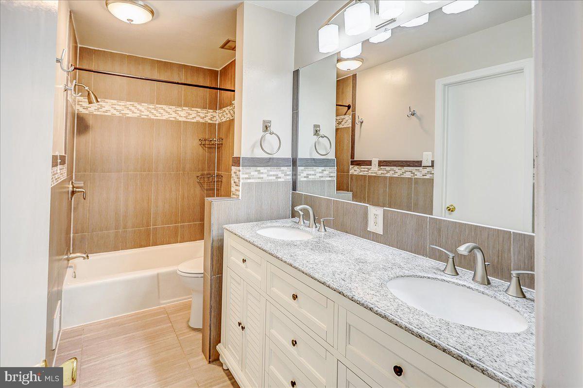 5602 ASHFIELD RD, ALEXANDRIA, Virginia 22315, 3 Bedrooms Bedrooms, ,2 BathroomsBathrooms,Residential,For sale,5602 ASHFIELD RD,VAFX2226050 MLS # VAFX2226050