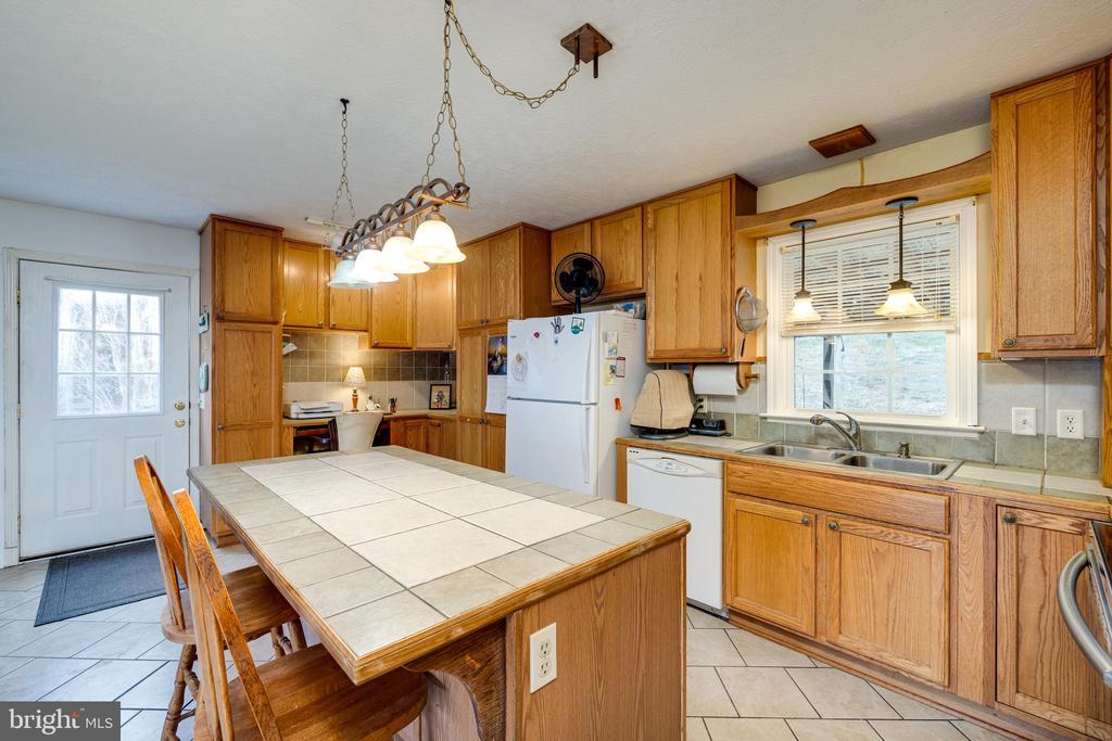 145 COLWOOD DR, RILEYVILLE, Virginia 22650, 3 Bedrooms Bedrooms, ,2 BathroomsBathrooms,Residential,145 COLWOOD DR,VAPA2004676 MLS # VAPA2004676