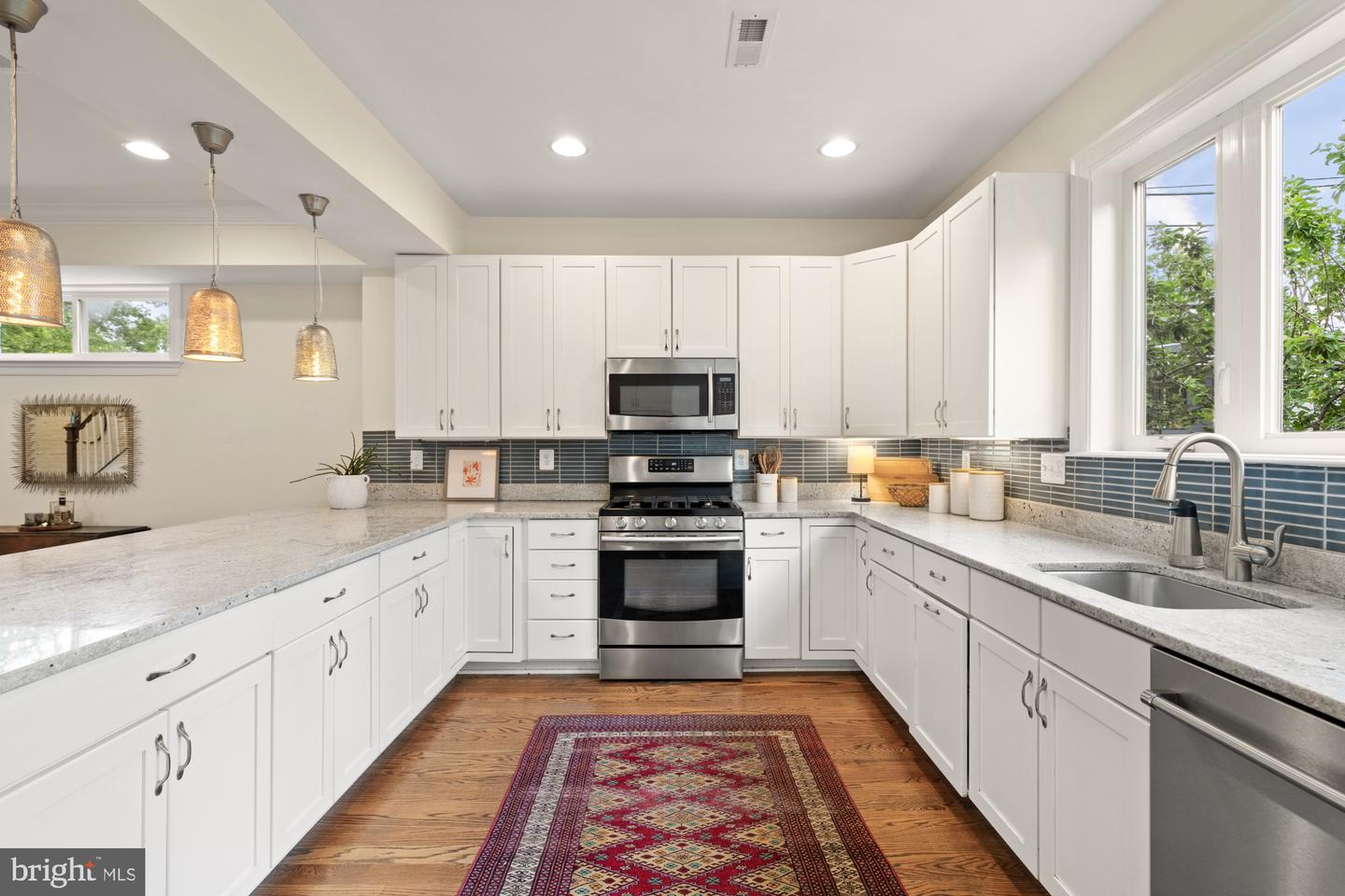 209 TAYLOR ST NW, WASHINGTON, District Of Columbia 20011, 3 Bedrooms Bedrooms, ,3 BathroomsBathrooms,Residential,For sale,209 TAYLOR ST NW,DCDC2190666 MLS # DCDC2190666