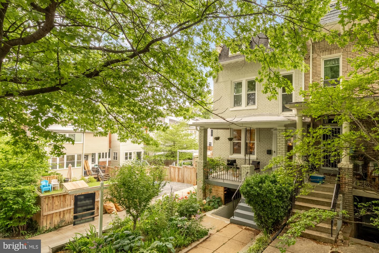 209 TAYLOR ST NW, WASHINGTON, District Of Columbia 20011, 3 Bedrooms Bedrooms, ,3 BathroomsBathrooms,Residential,For sale,209 TAYLOR ST NW,DCDC2190666 MLS # DCDC2190666