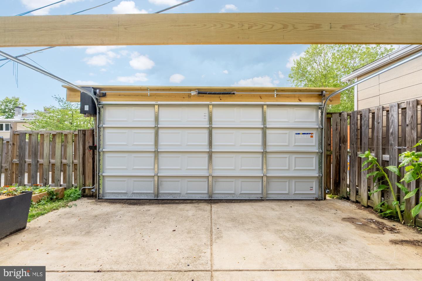 209 TAYLOR ST NW, WASHINGTON, District Of Columbia 20011, 3 Bedrooms Bedrooms, ,3 BathroomsBathrooms,Residential,For sale,209 TAYLOR ST NW,DCDC2190666 MLS # DCDC2190666