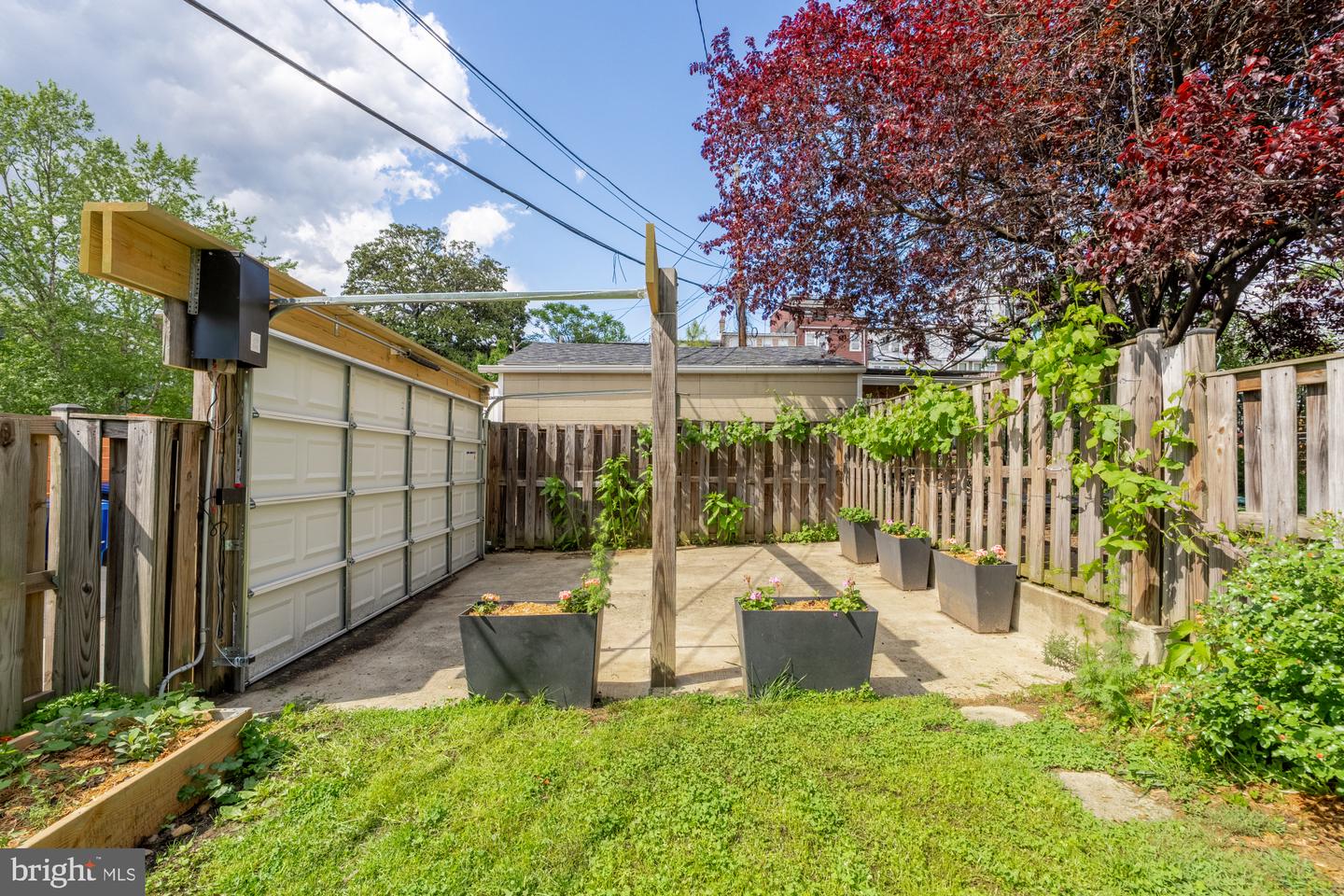 209 TAYLOR ST NW, WASHINGTON, District Of Columbia 20011, 3 Bedrooms Bedrooms, ,3 BathroomsBathrooms,Residential,For sale,209 TAYLOR ST NW,DCDC2190666 MLS # DCDC2190666