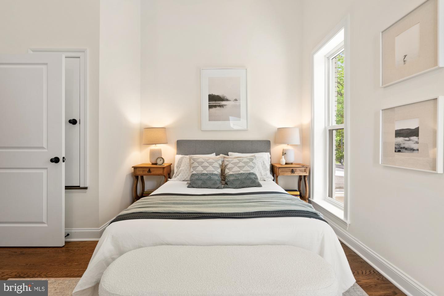 209 TAYLOR ST NW, WASHINGTON, District Of Columbia 20011, 3 Bedrooms Bedrooms, ,3 BathroomsBathrooms,Residential,For sale,209 TAYLOR ST NW,DCDC2190666 MLS # DCDC2190666