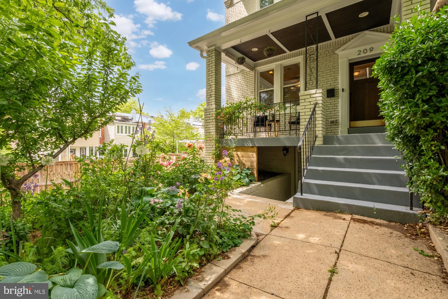 209 TAYLOR ST NW, WASHINGTON, District Of Columbia 20011, 3 Bedrooms Bedrooms, ,3 BathroomsBathrooms,Residential,For sale,209 TAYLOR ST NW,DCDC2190666 MLS # DCDC2190666